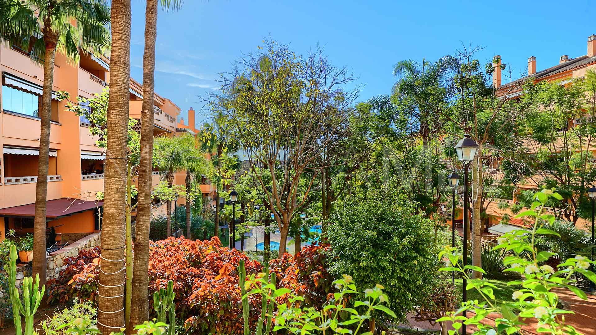 Costa Nagüeles III ground floor apartment for sale