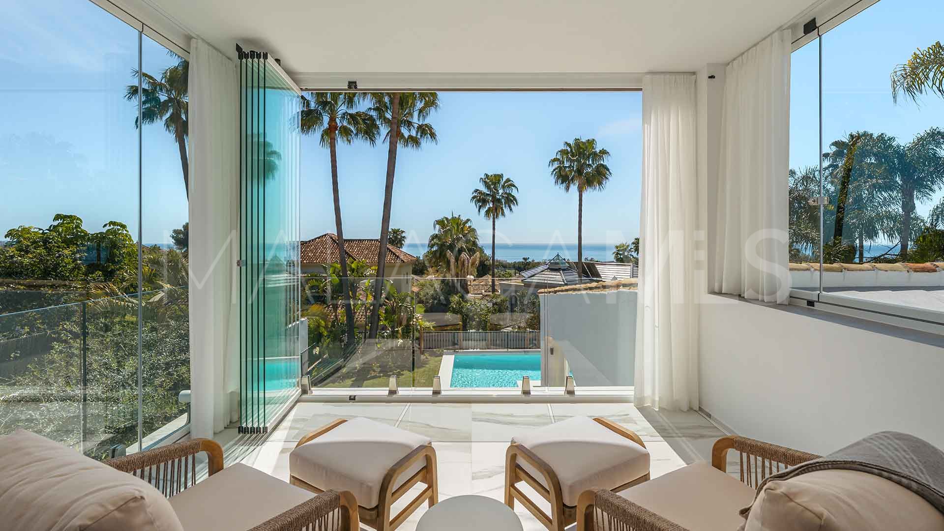 Villa for sale in Altos Reales