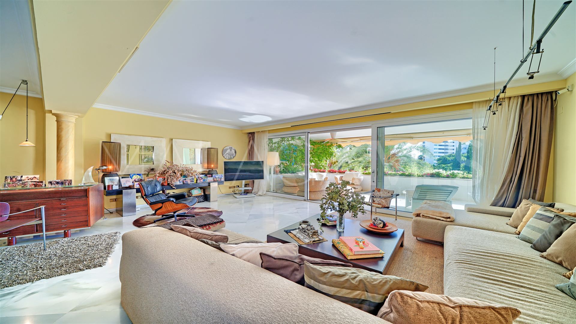 Don Gonzalo apartment for sale