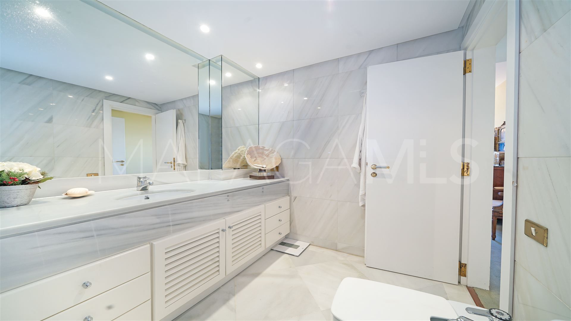 Don Gonzalo apartment for sale