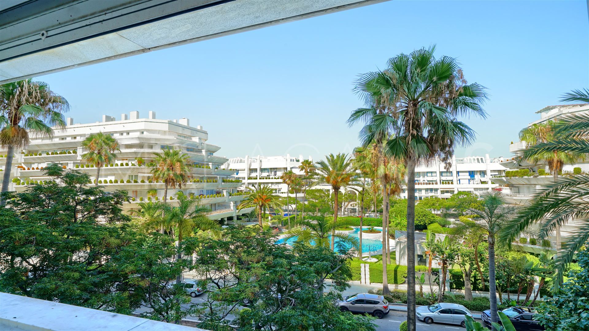 Don Gonzalo apartment for sale