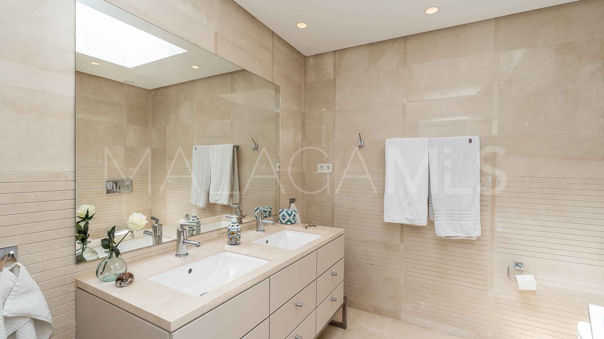 Penthouse with 2 bedrooms for sale in Mansion Club