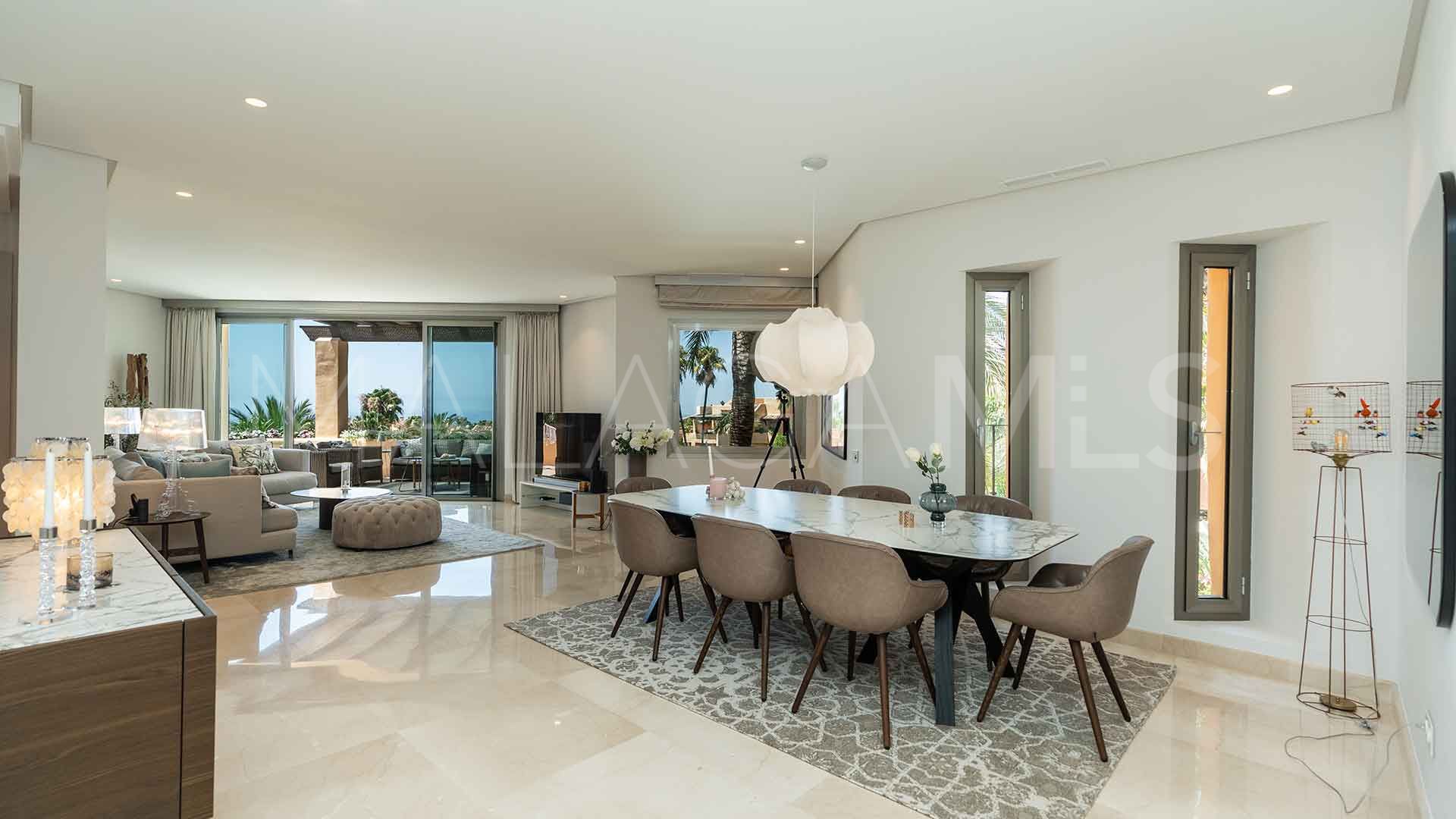 Penthouse with 2 bedrooms for sale in Mansion Club