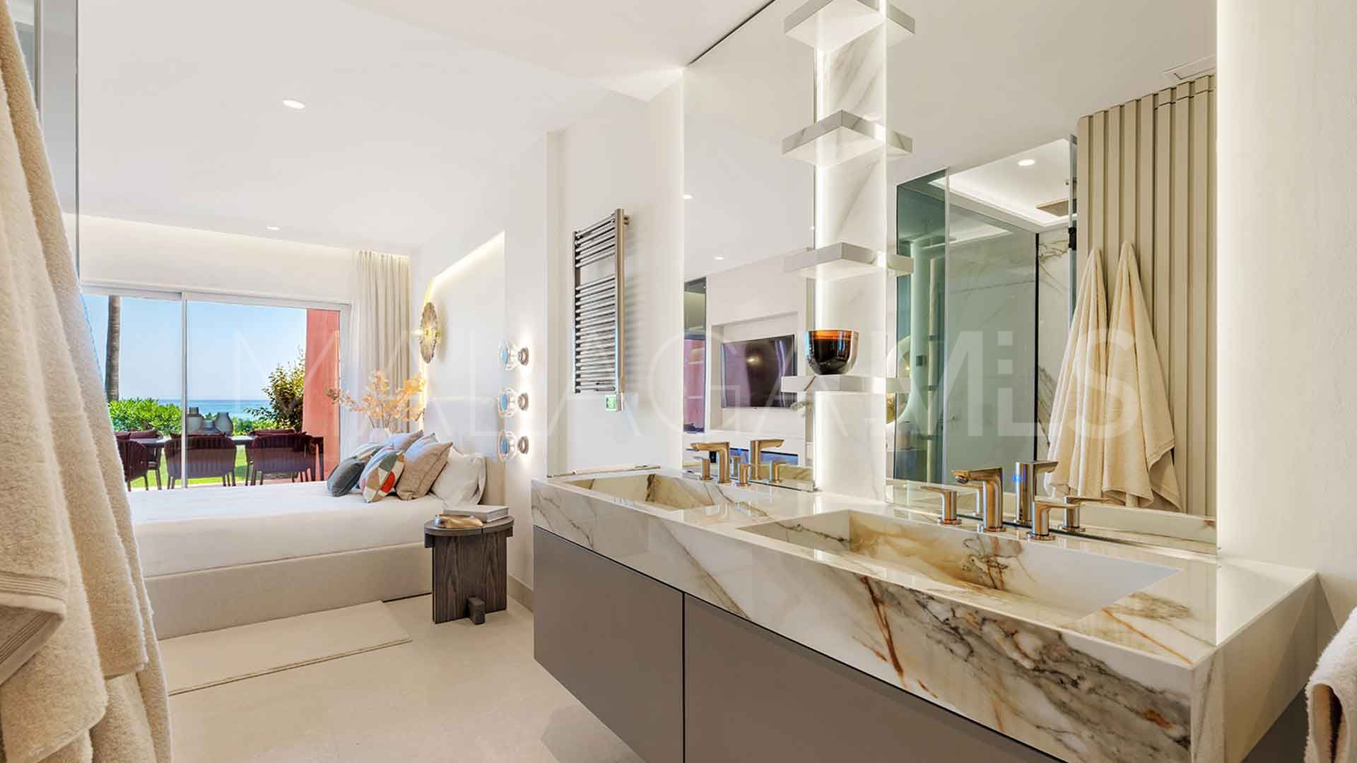 Lägenhet for sale in Menara Beach