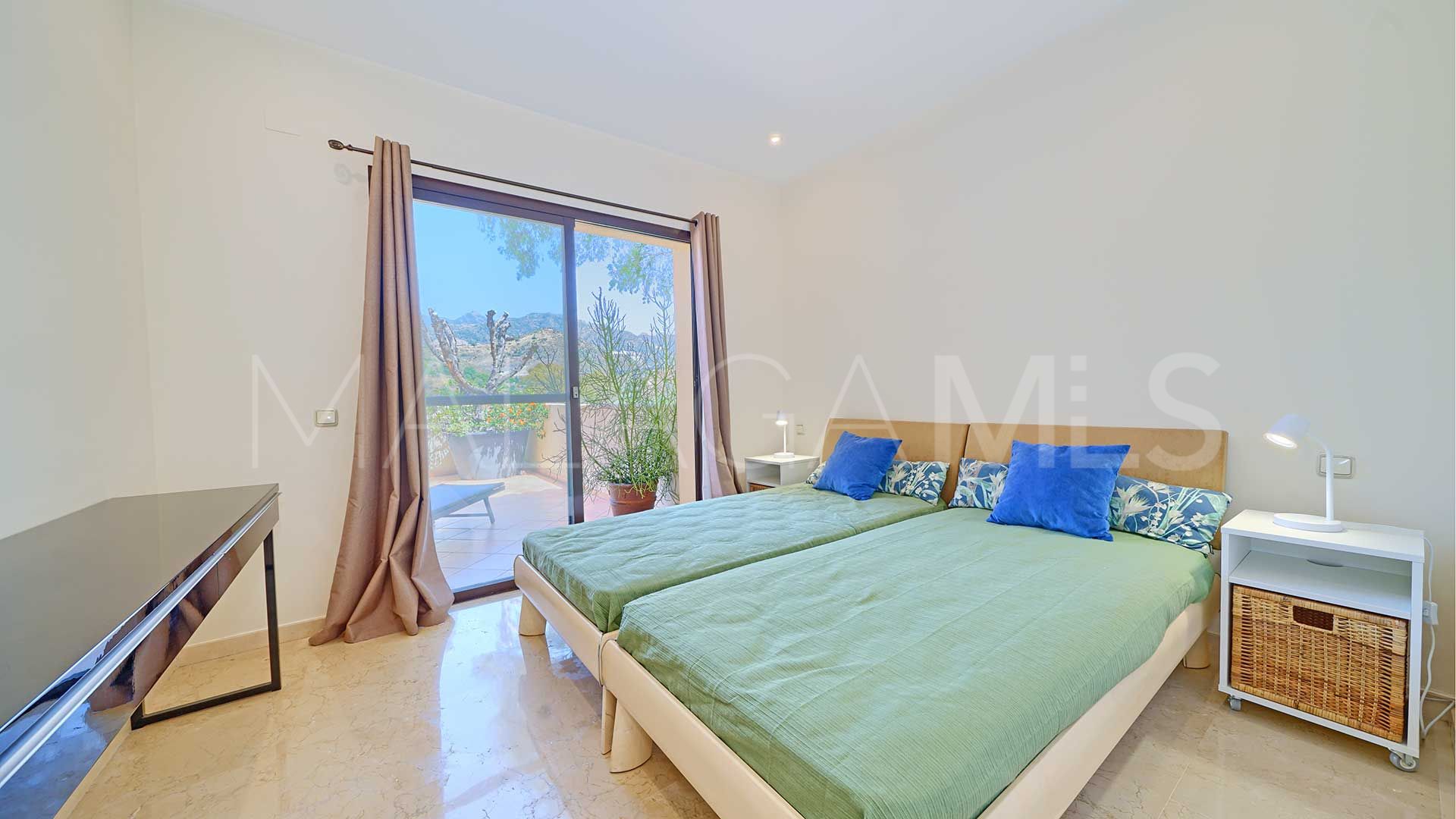Takvåning for sale in Rio Real Golf
