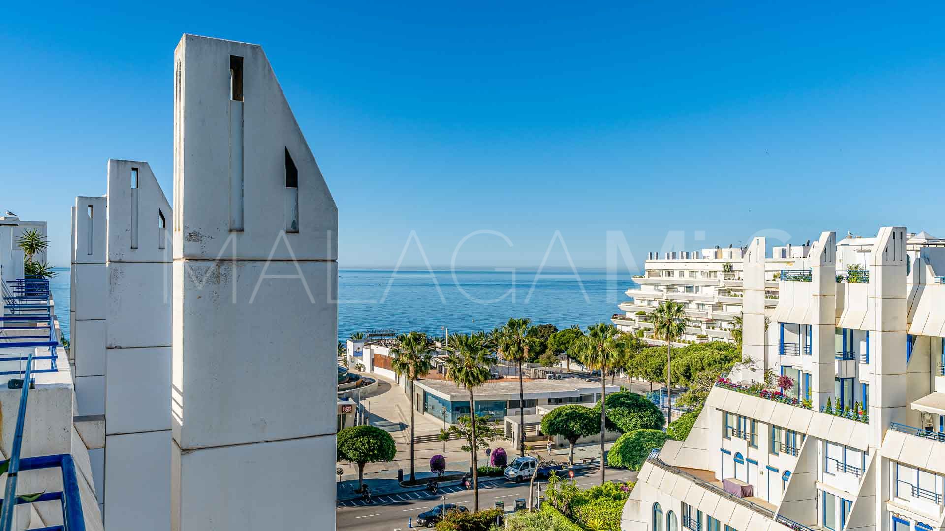Se vende Ático with 2 bedrooms in Marbella House