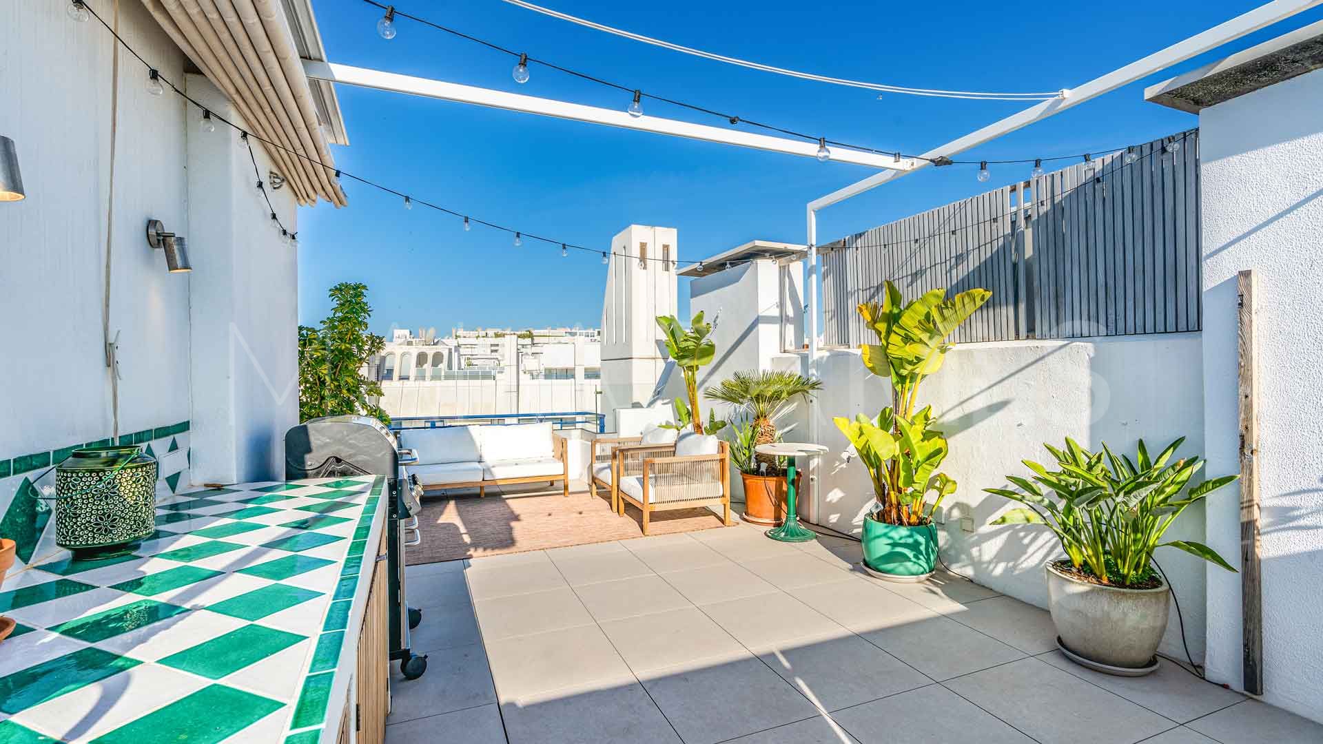 Se vende Ático with 2 bedrooms in Marbella House