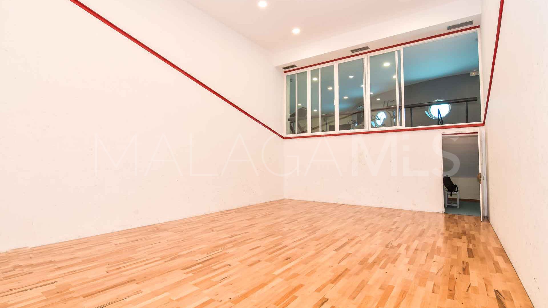 Se vende Ático with 2 bedrooms in Marbella House