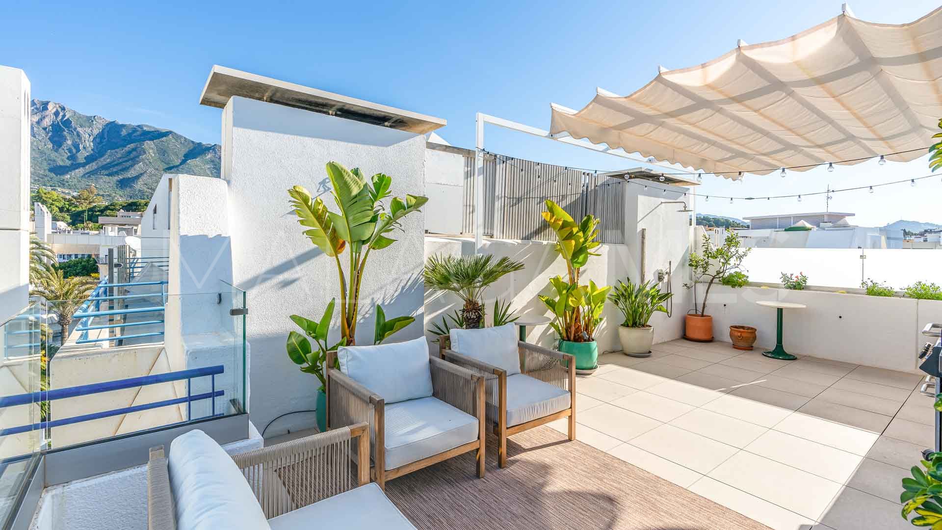 Se vende Ático with 2 bedrooms in Marbella House