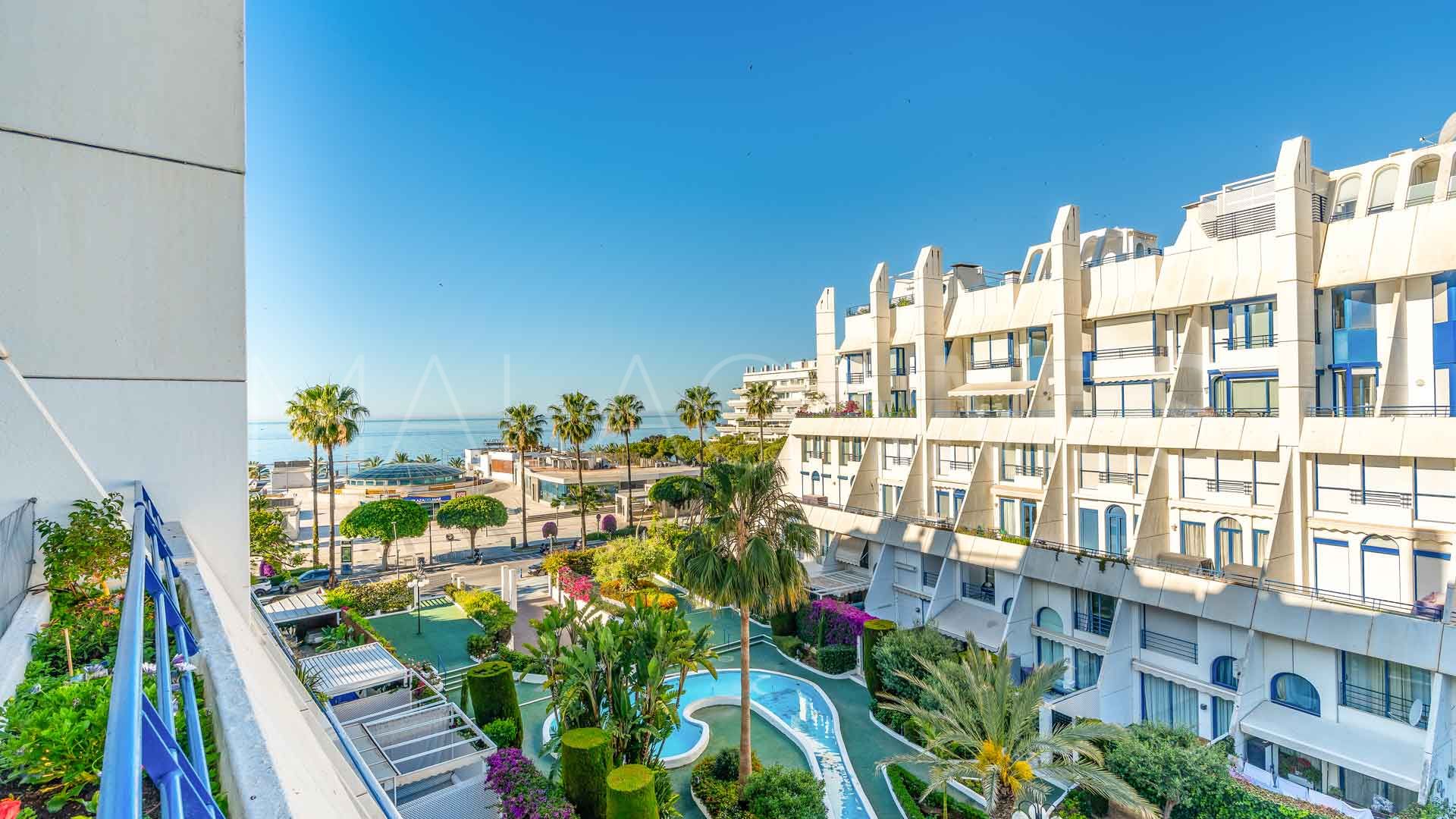 Se vende Ático with 2 bedrooms in Marbella House