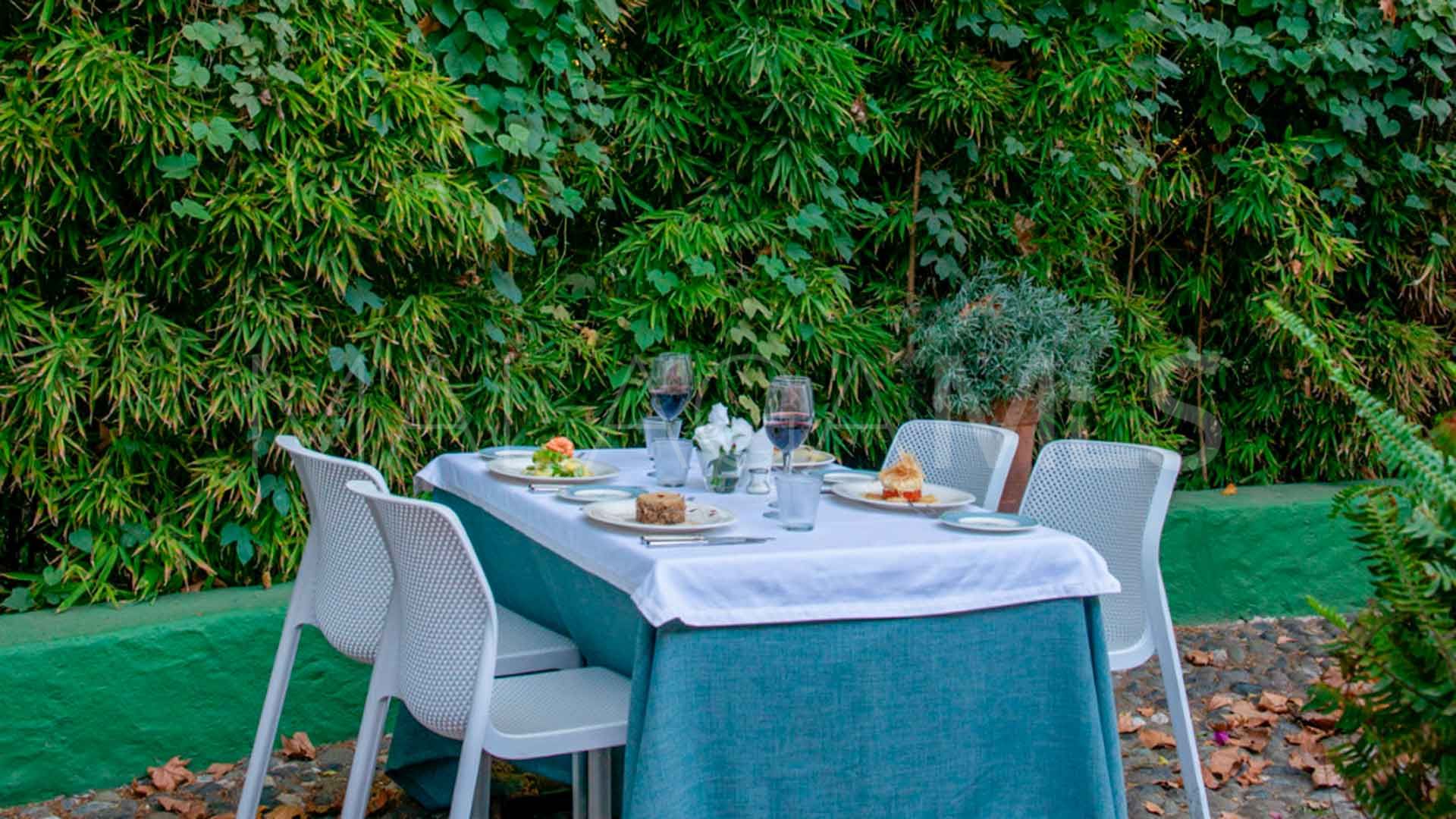 Se vende restaurante in La Virginia with 2 bedrooms