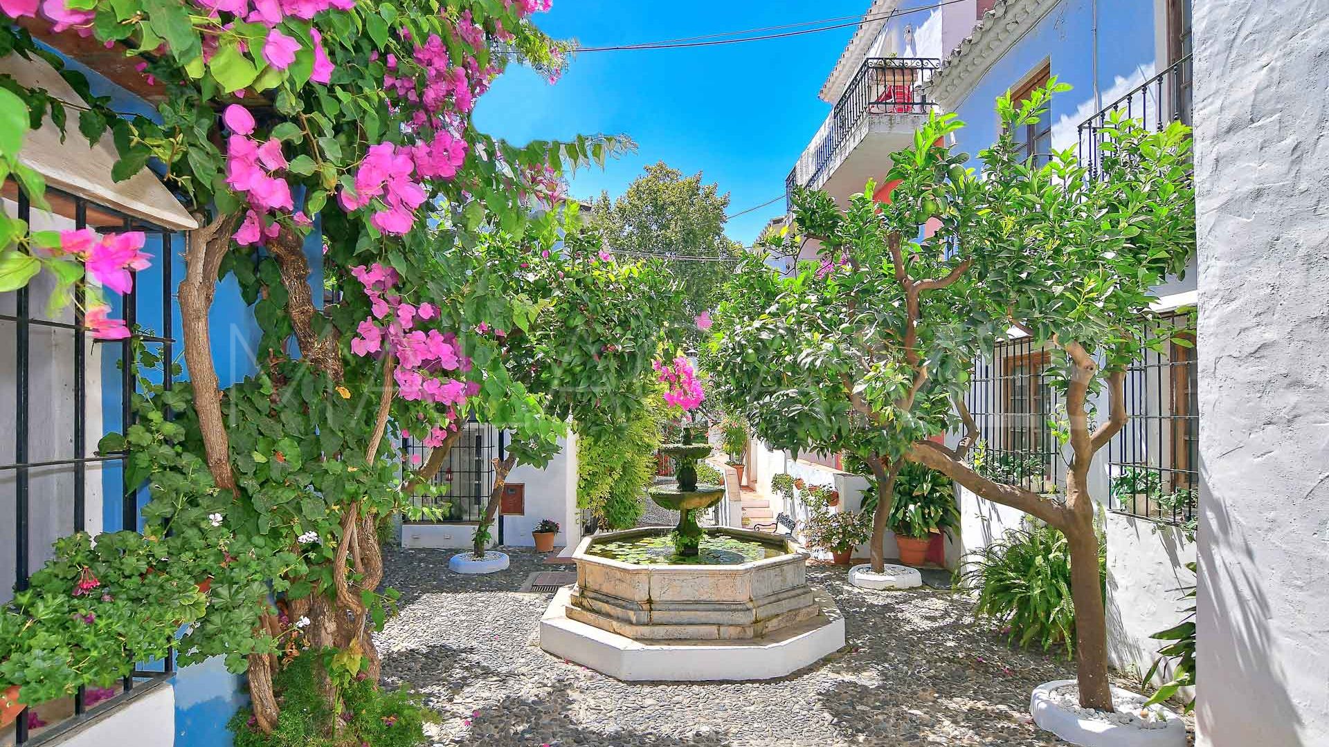 Se vende restaurante in La Virginia with 2 bedrooms