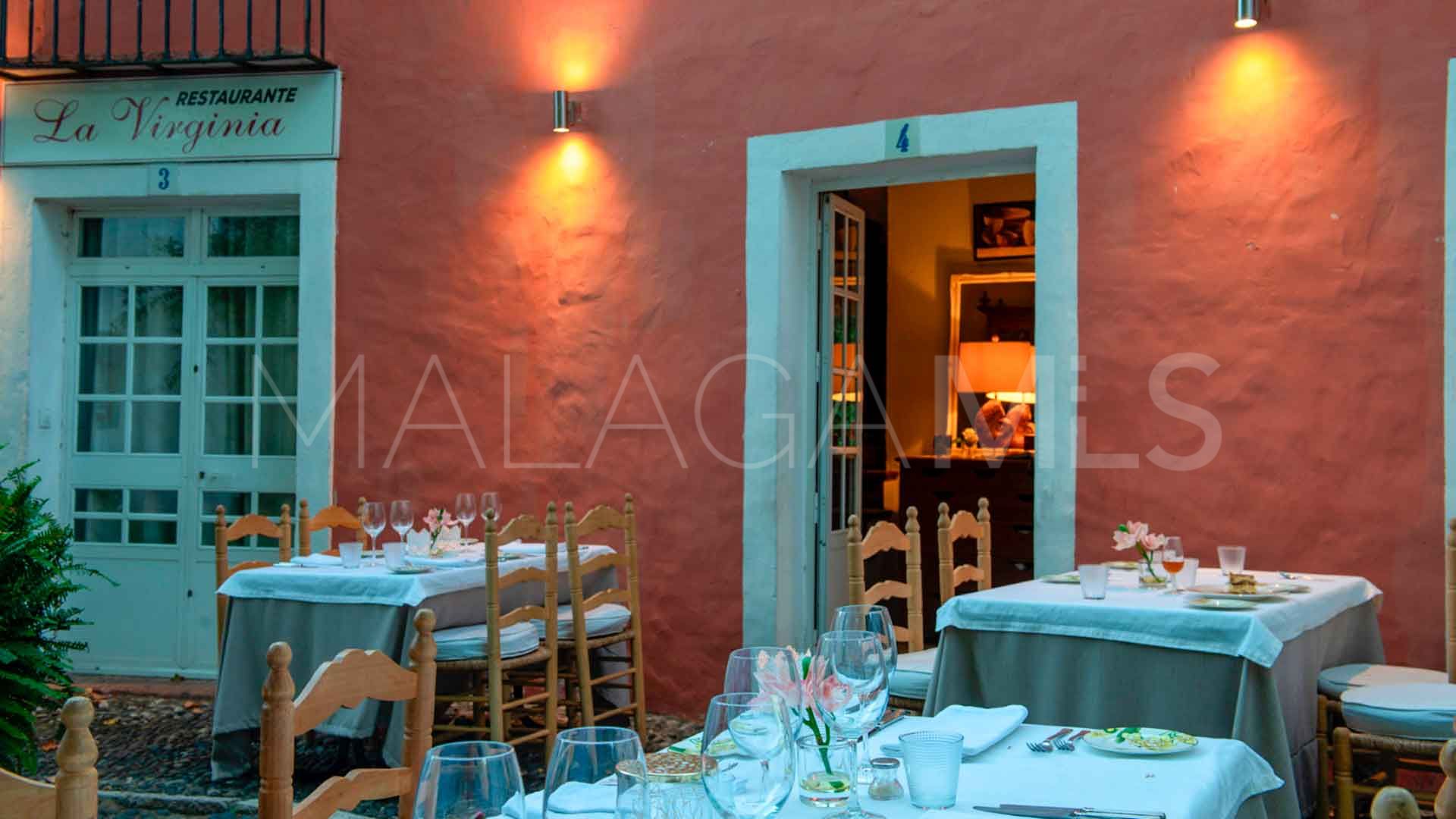 Se vende restaurante in La Virginia with 2 bedrooms