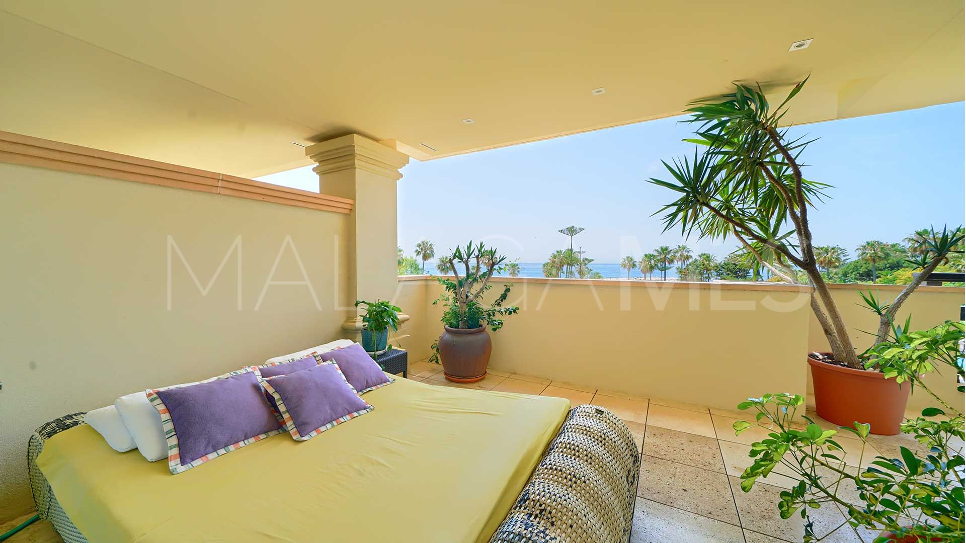 Lägenhet for sale in Laguna de Banus