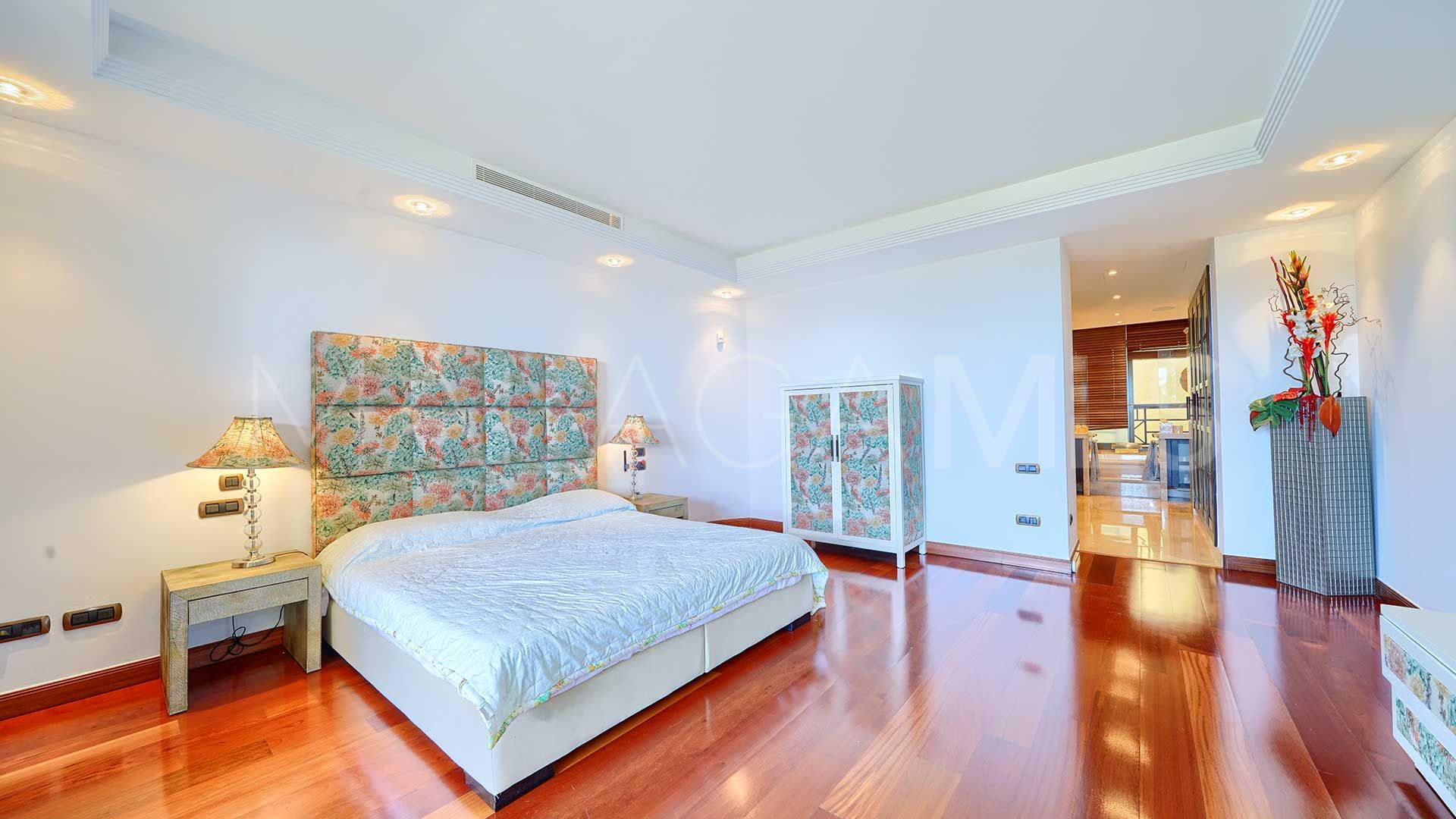 Lägenhet for sale in Laguna de Banus
