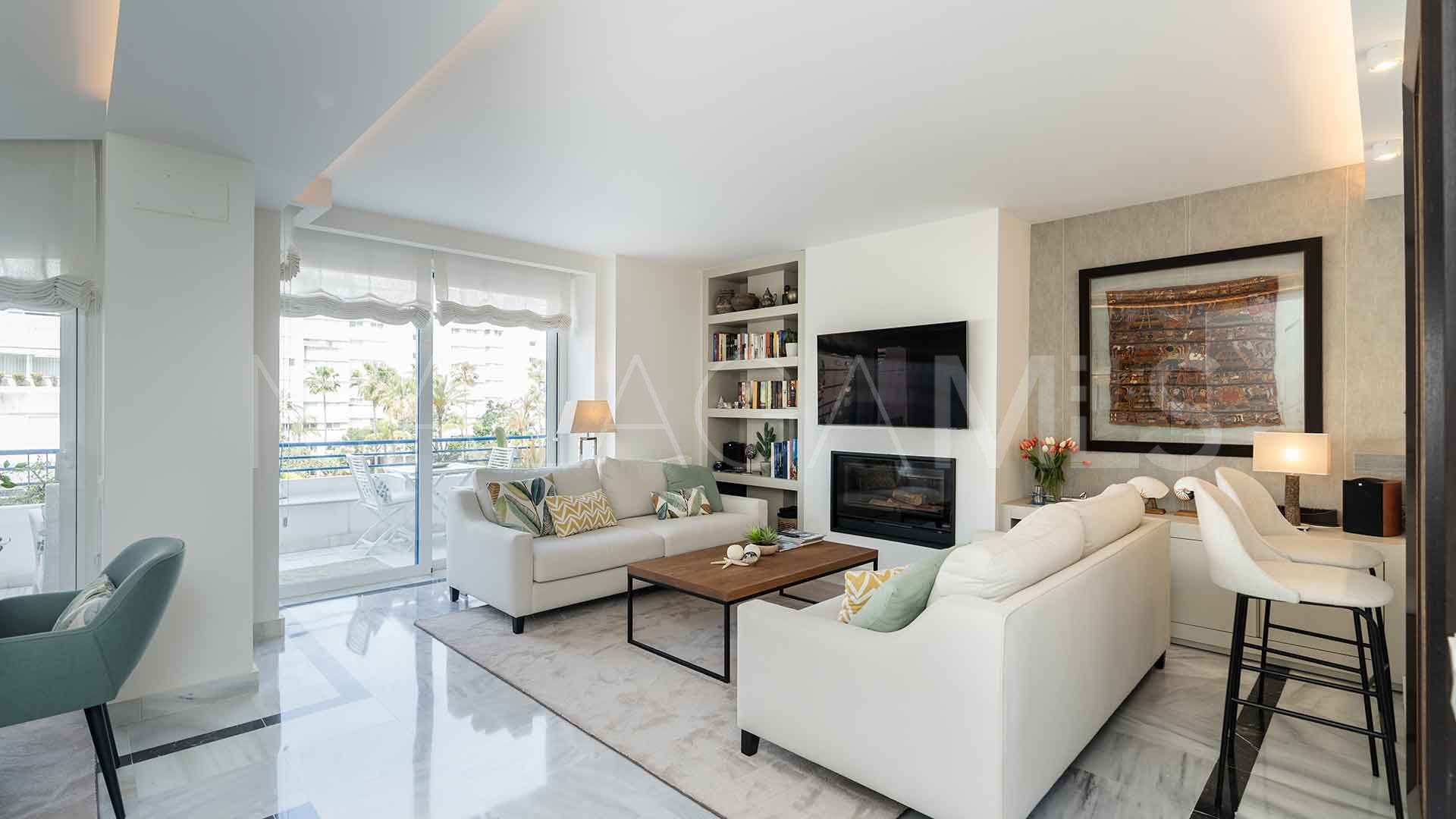For sale 2 bedrooms penthouse in Marbella House
