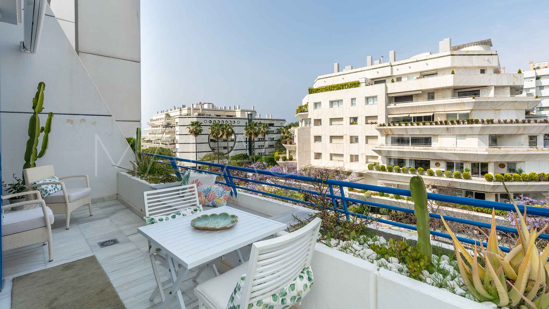 For sale 2 bedrooms penthouse in Marbella House