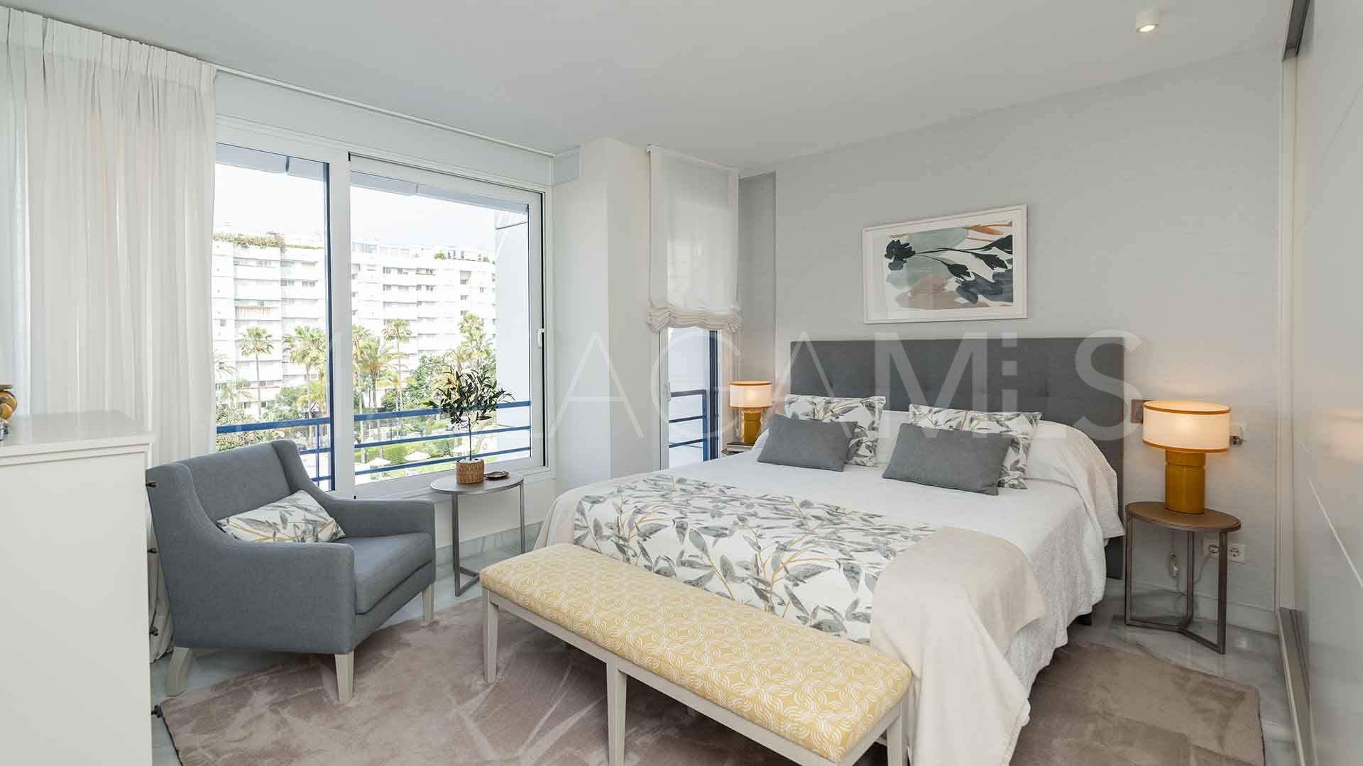 For sale 2 bedrooms penthouse in Marbella House