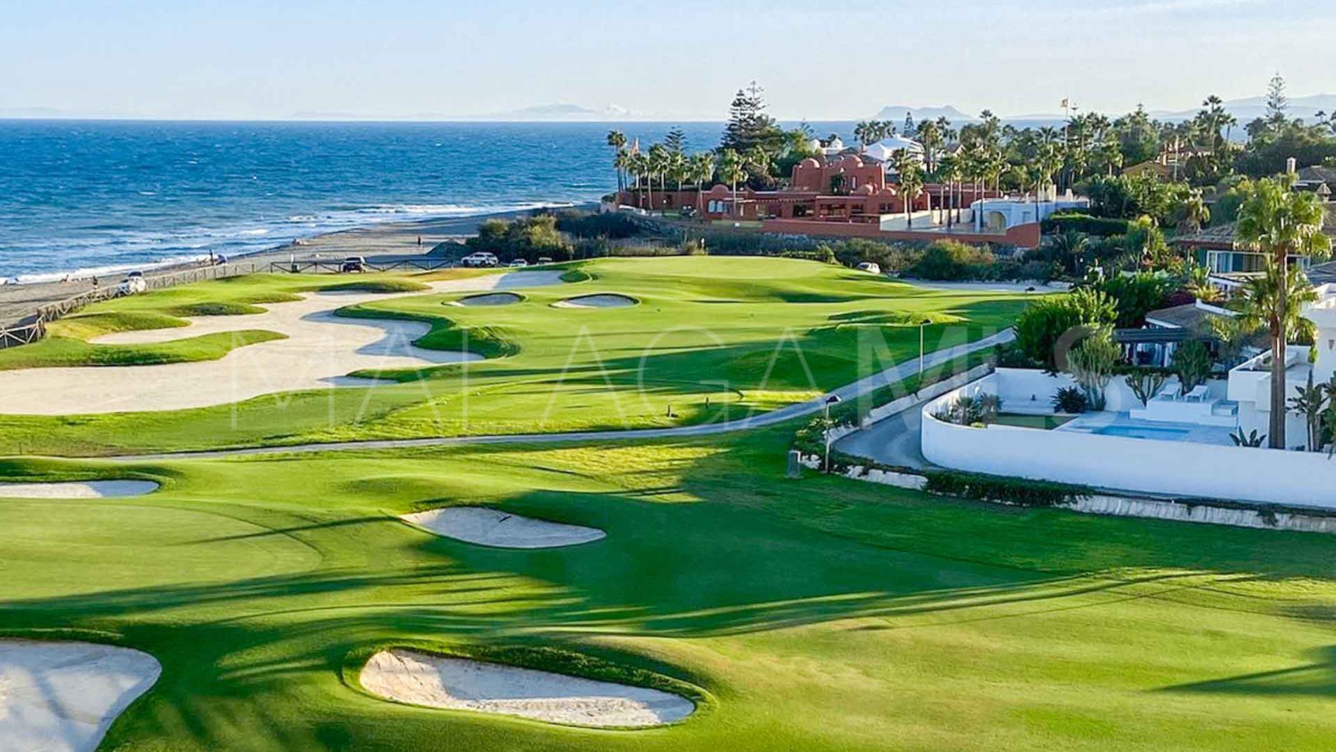 Villa for sale in Guadalmina Baja
