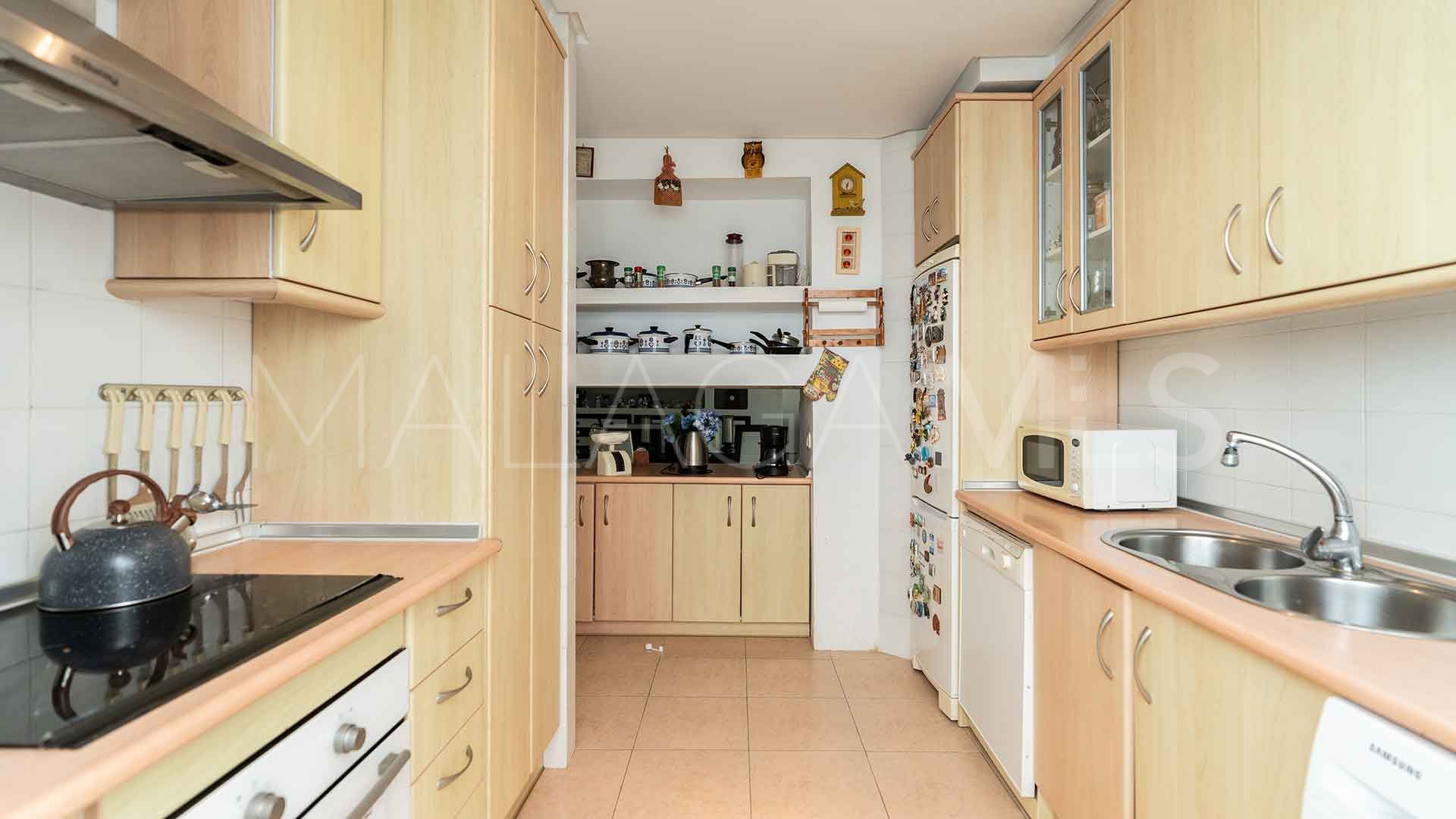 Radhus for sale in Marbella Golden Mile