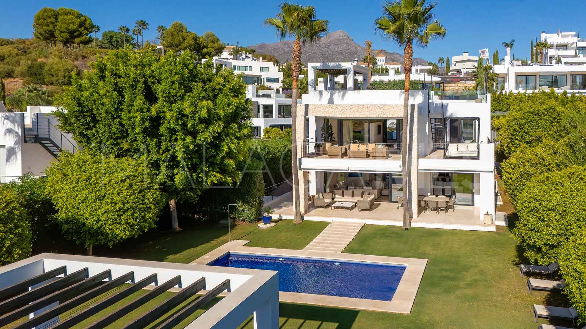 Villa for sale in Los Olivos