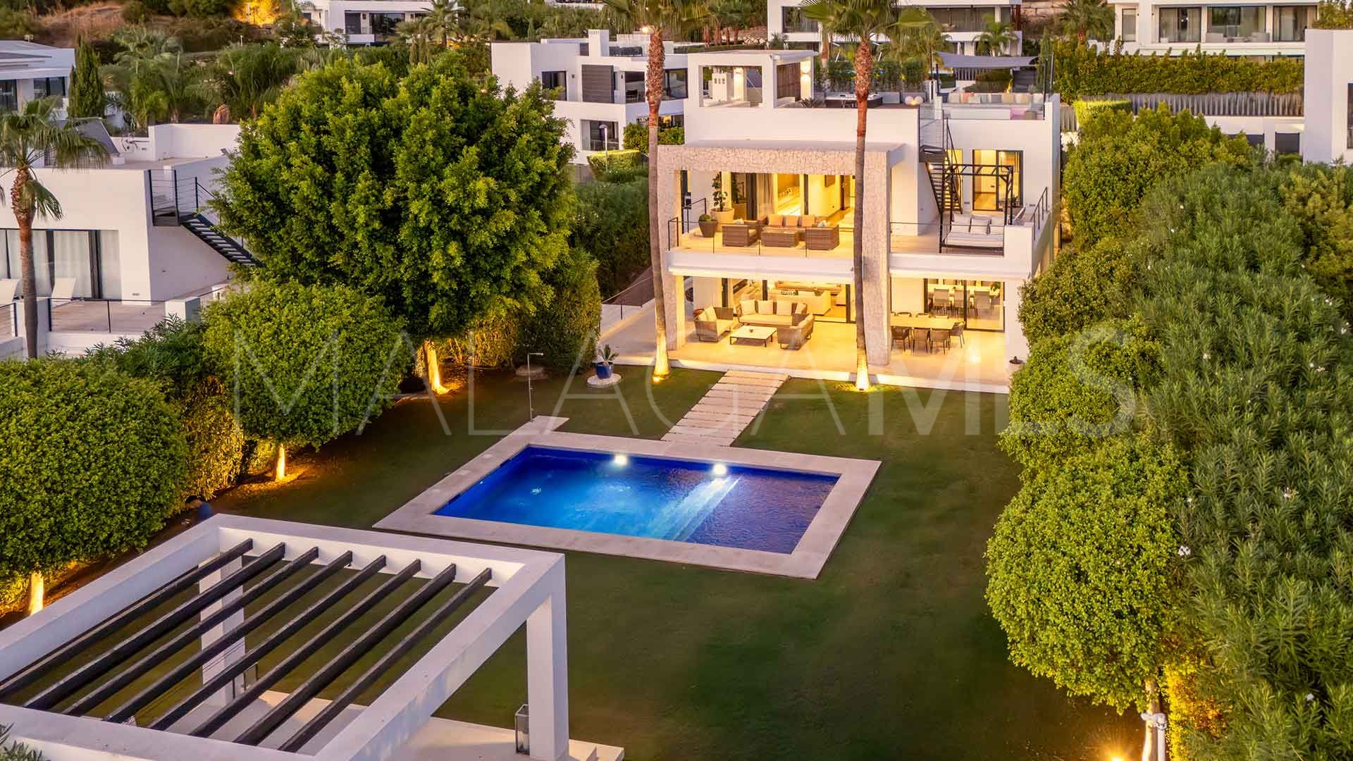 Villa for sale in Los Olivos