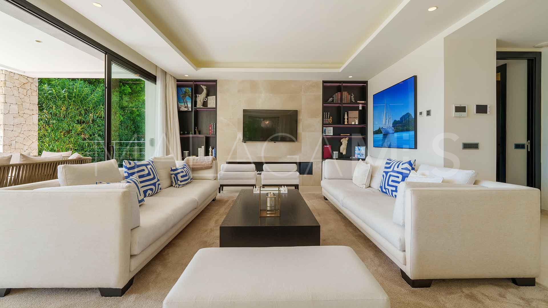 Villa for sale in Los Olivos