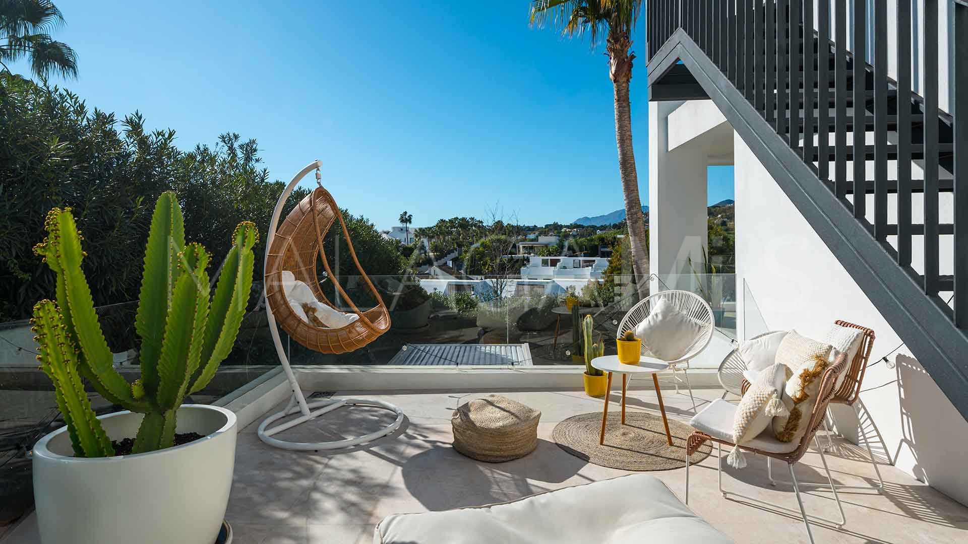 Los Olivos villa for sale