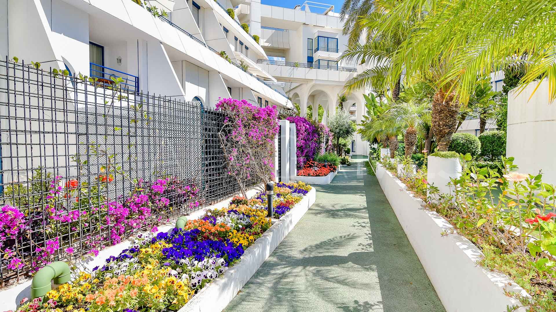 Duplex penthouse for sale in Marbella House