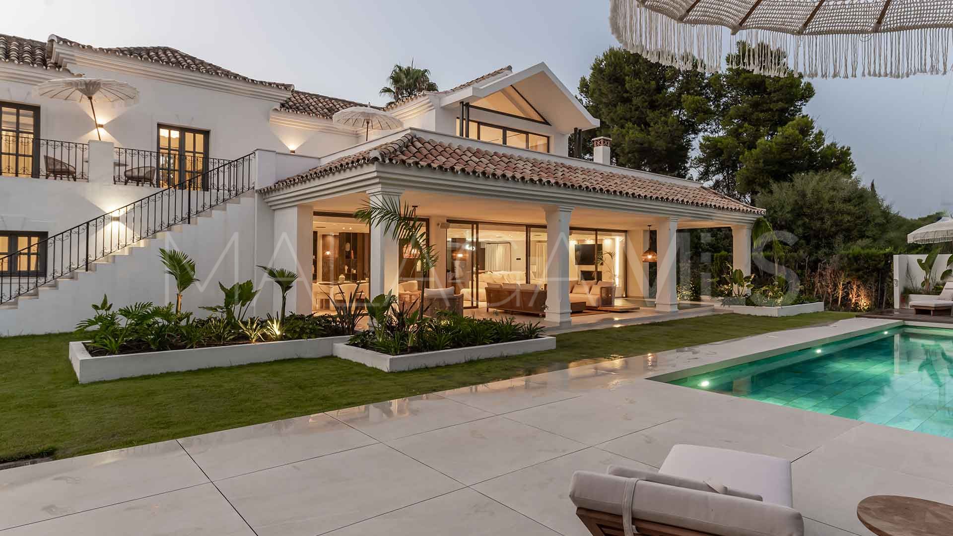 For sale Atalaya Golf villa with 5 bedrooms