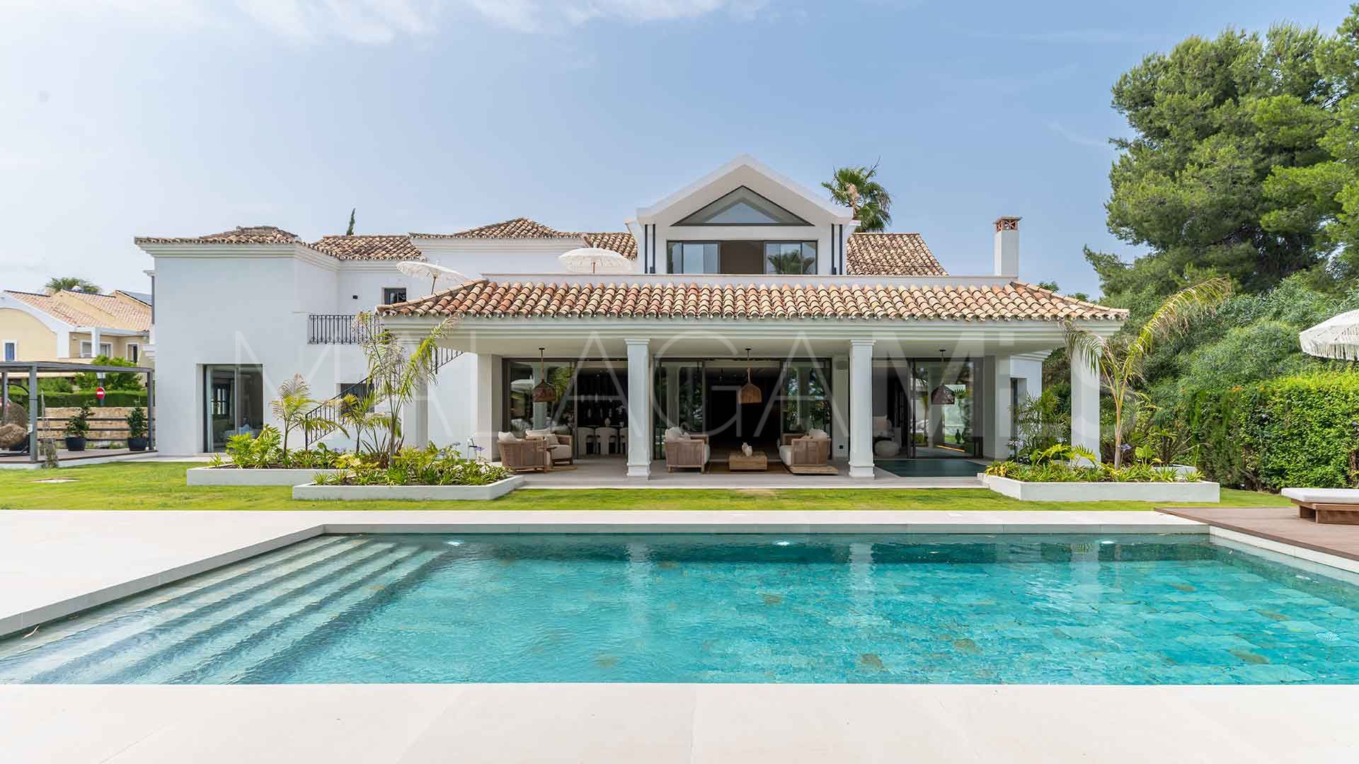 For sale Atalaya Golf villa with 5 bedrooms