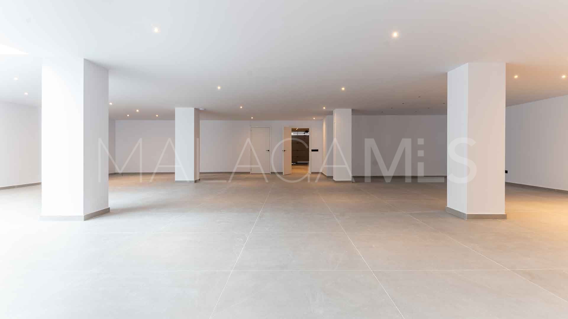 For sale Atalaya Golf villa with 5 bedrooms