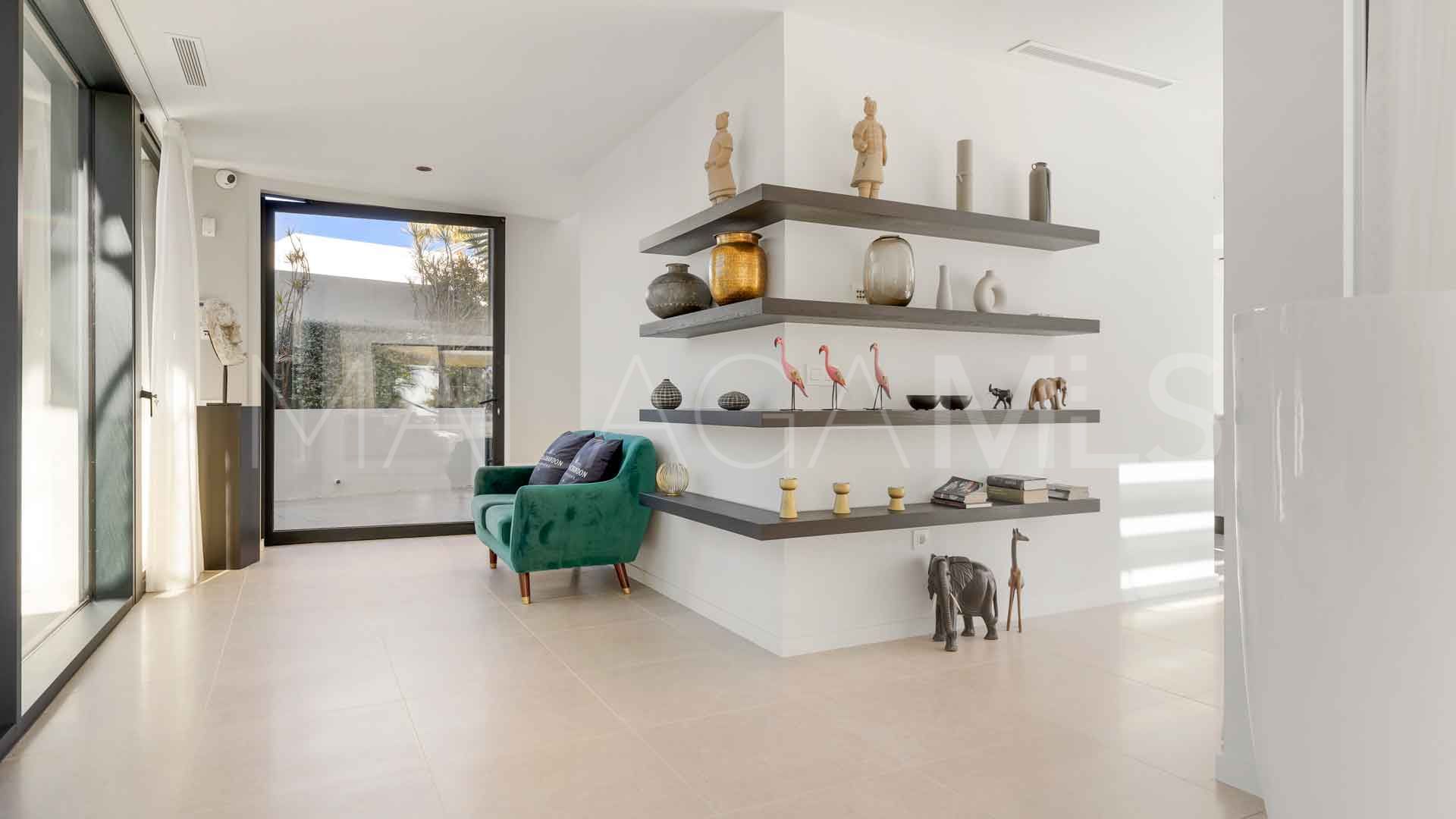 Villa for sale in La Alqueria with 5 bedrooms