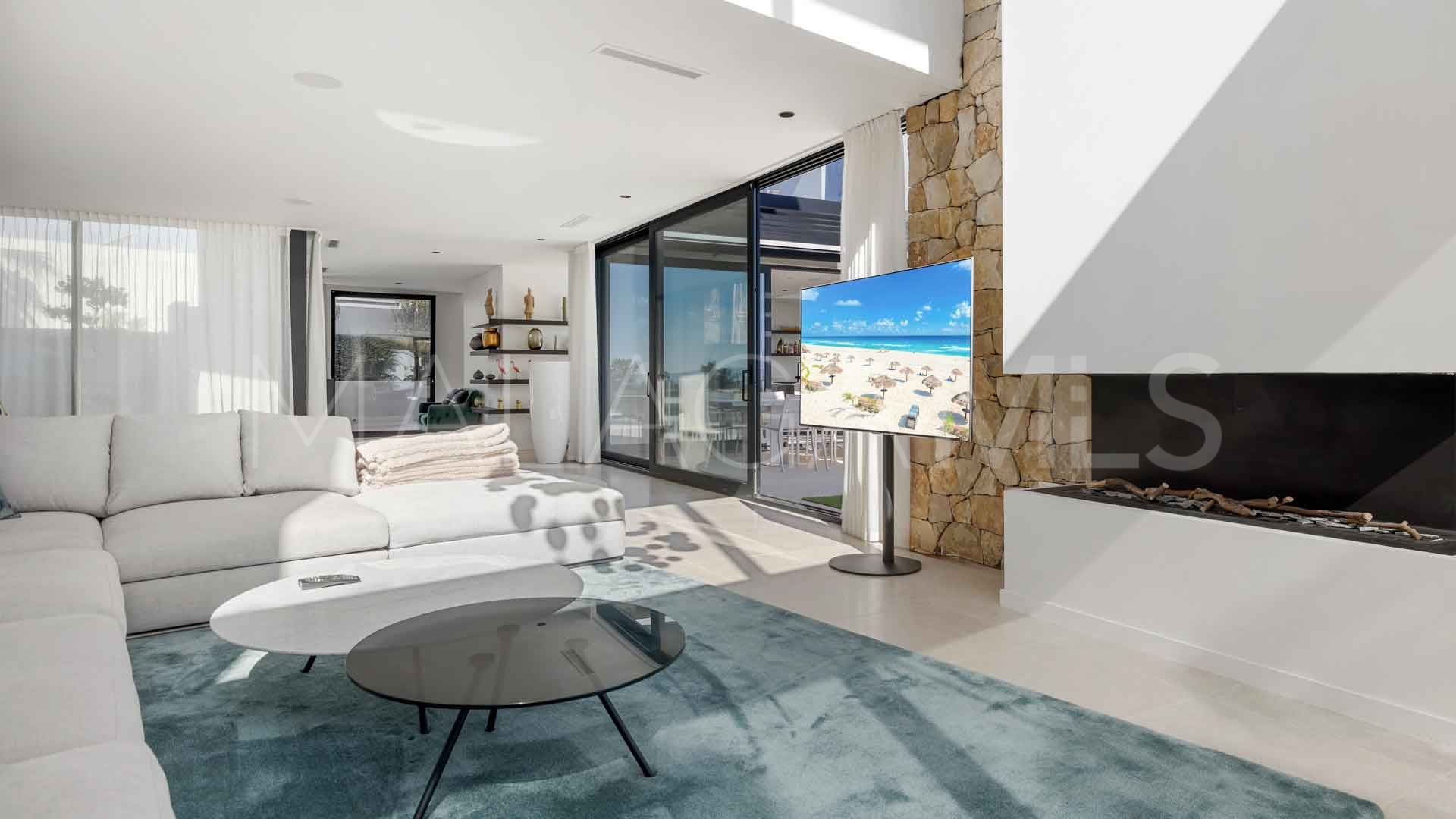 Villa for sale in La Alqueria with 5 bedrooms