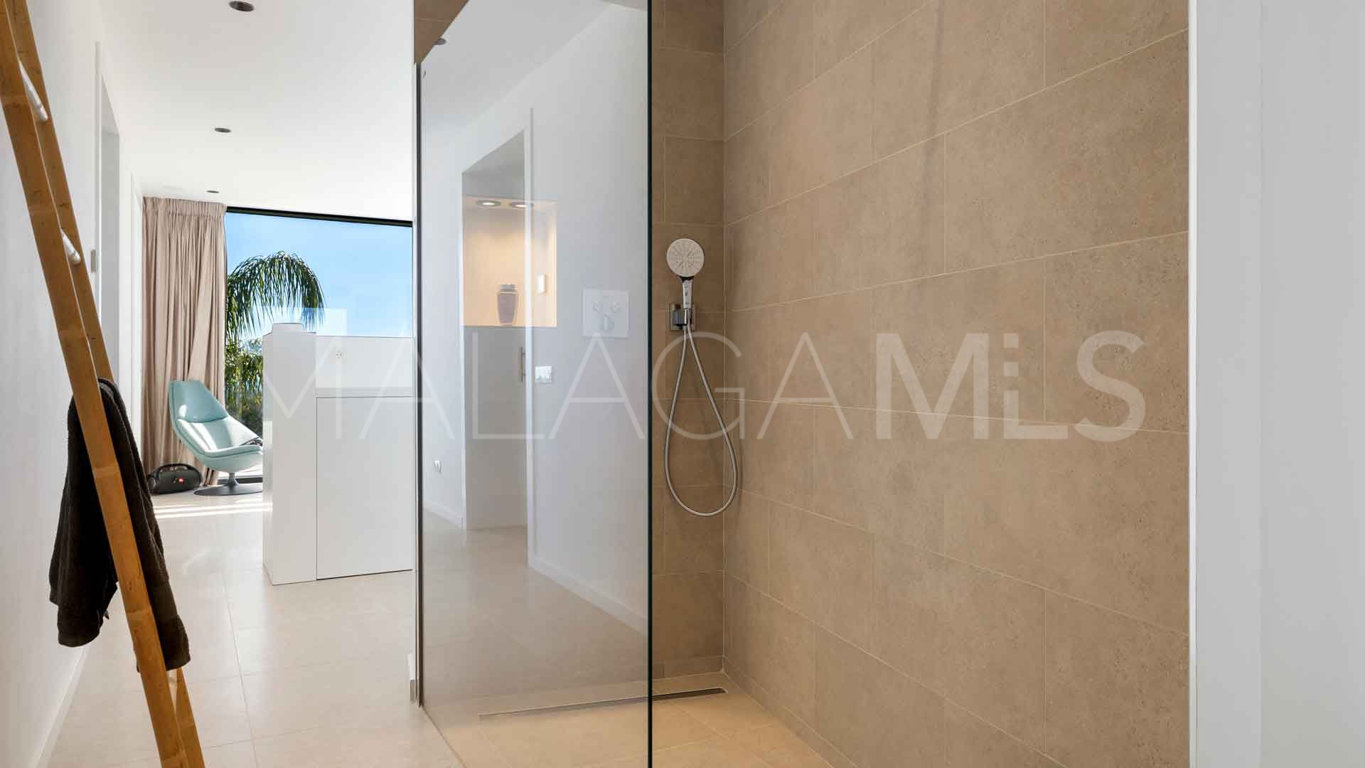 Villa for sale in La Alqueria with 5 bedrooms