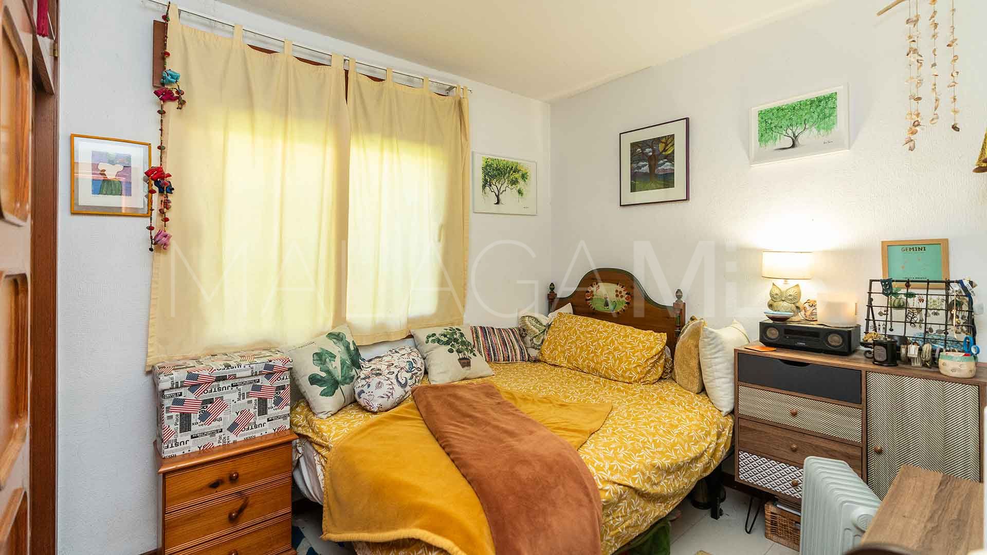 Buy 5 bedrooms villa in Huerta Belón