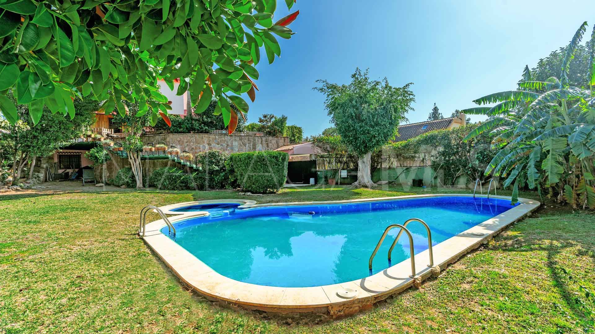 Villa for sale with 5 bedrooms in Huerta Belón