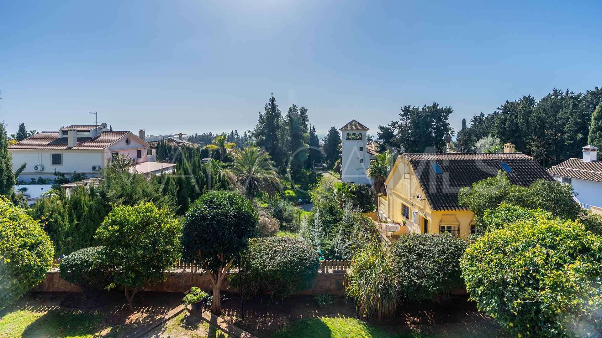 Buy 5 bedrooms villa in Huerta Belón