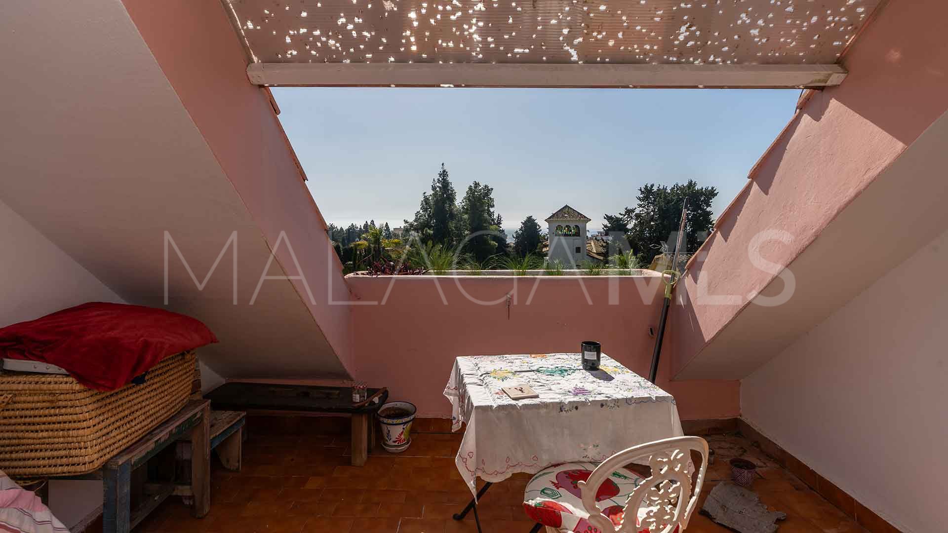 Buy 5 bedrooms villa in Huerta Belón