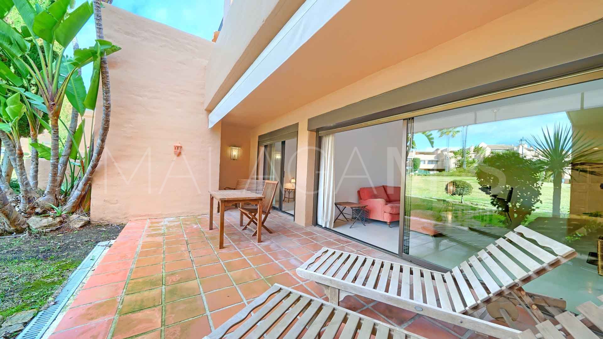 Se vende apartamento planta baja in La Cartuja del Golf