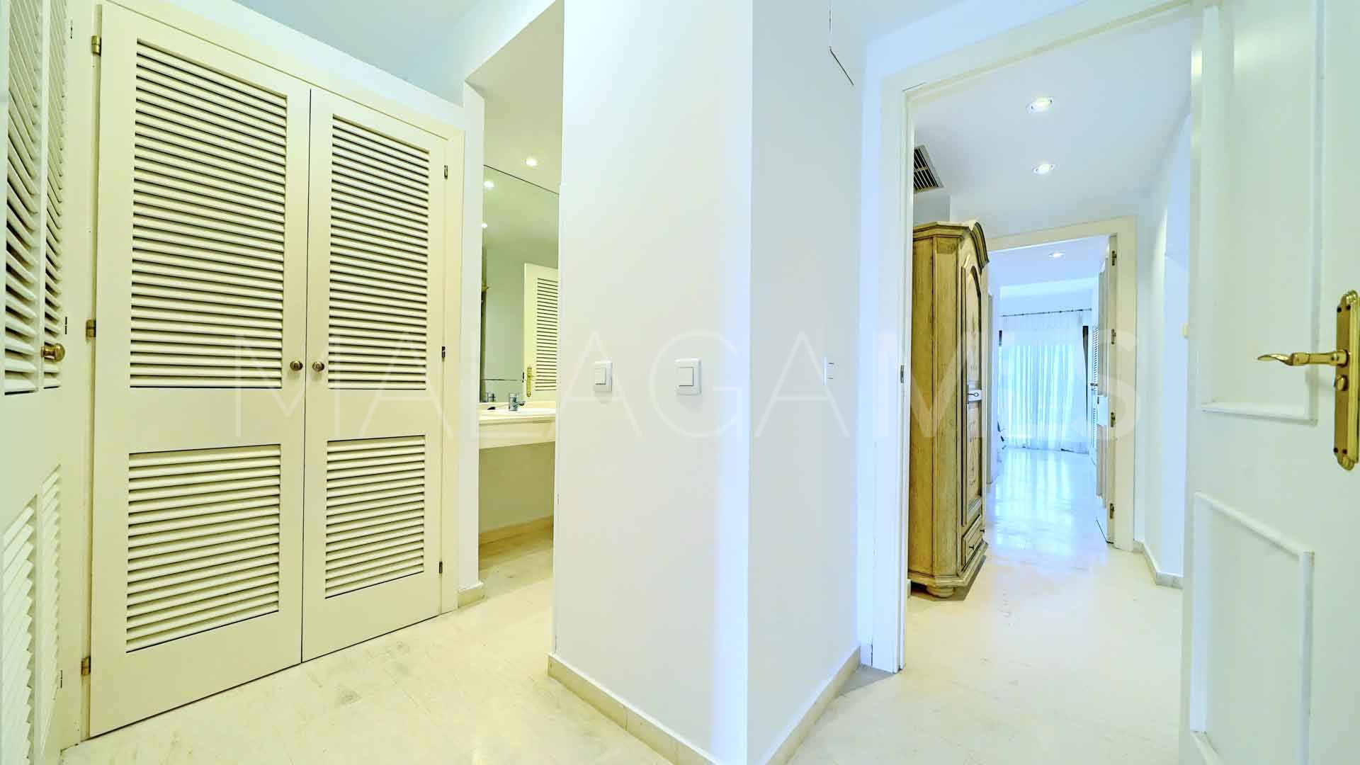 Se vende apartamento planta baja in La Cartuja del Golf