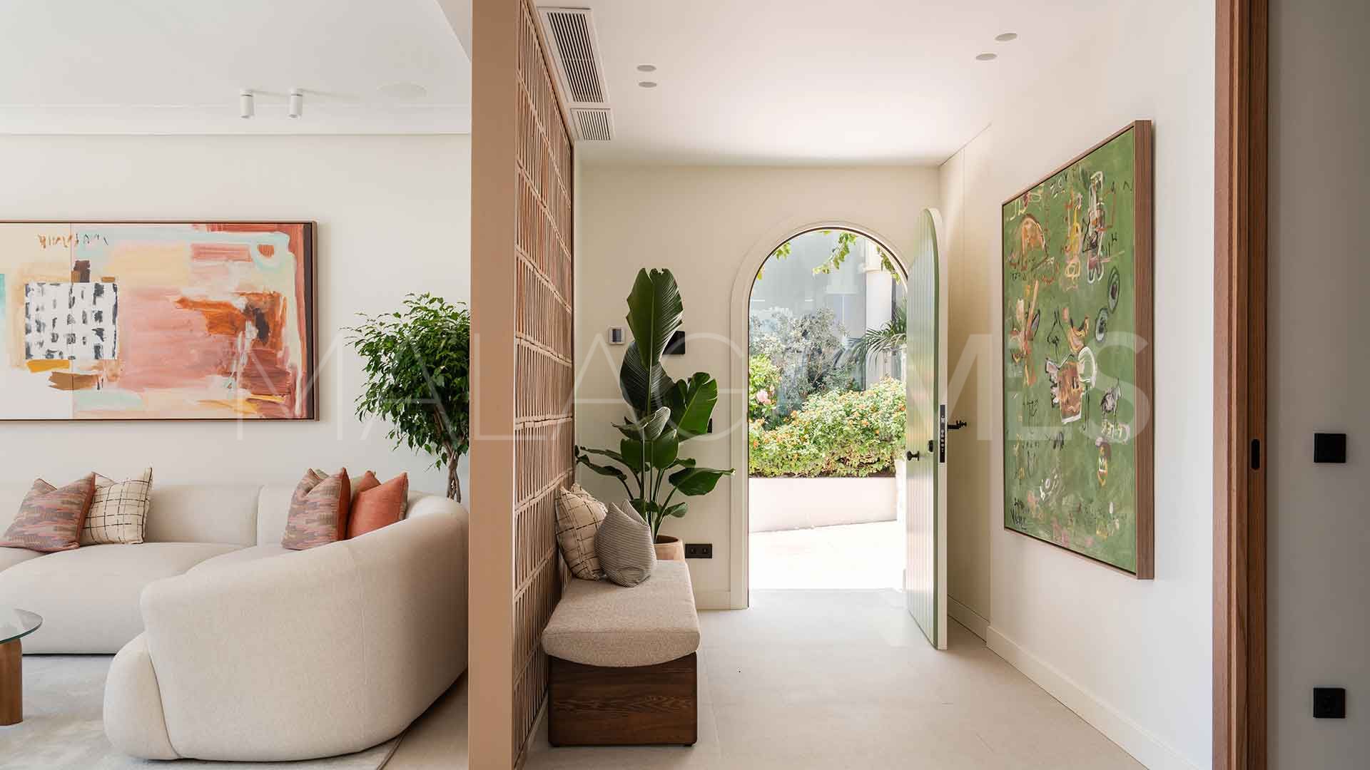 Reihenhaus for sale in El Oasis Club