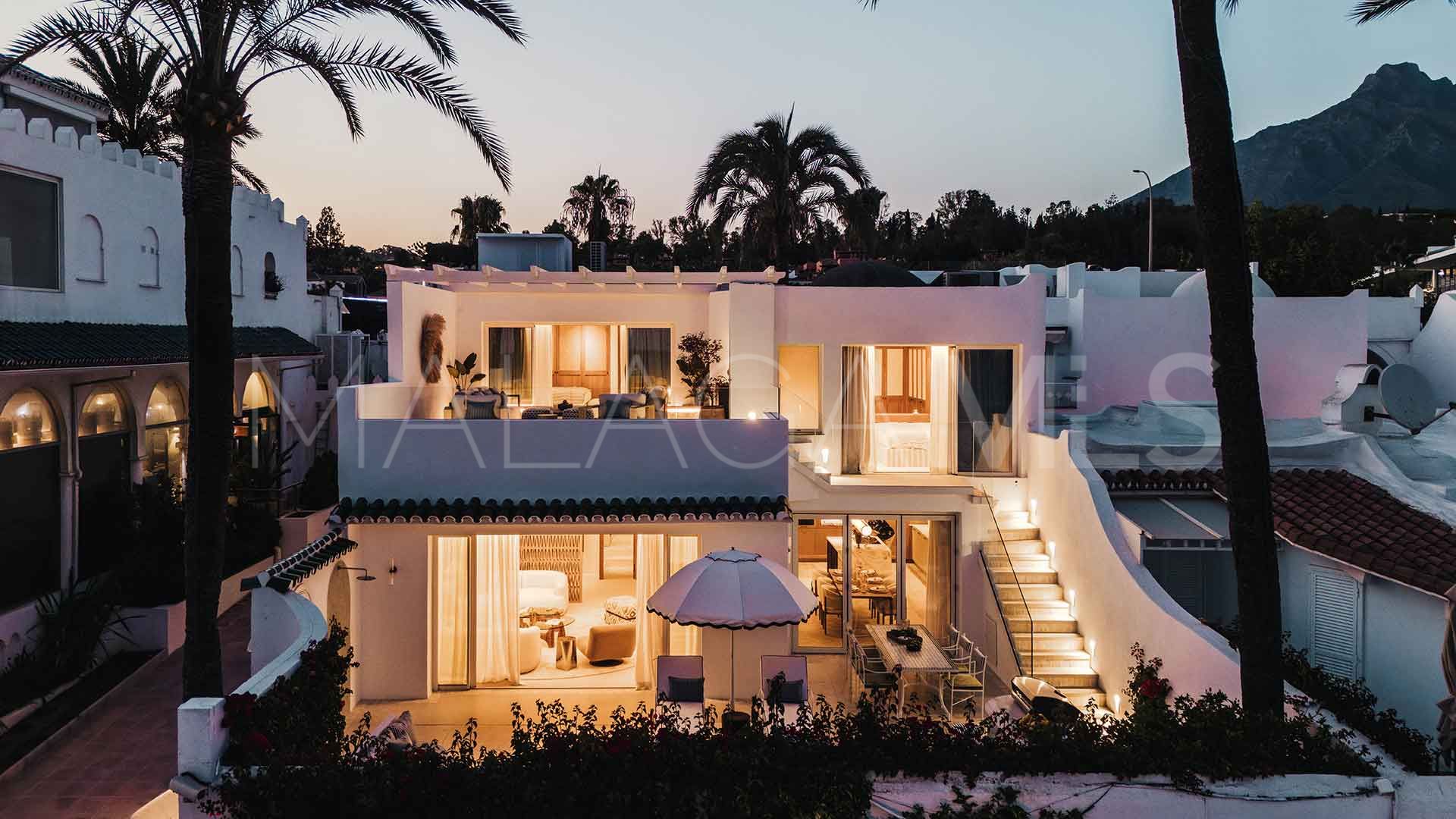 Reihenhaus for sale in El Oasis Club