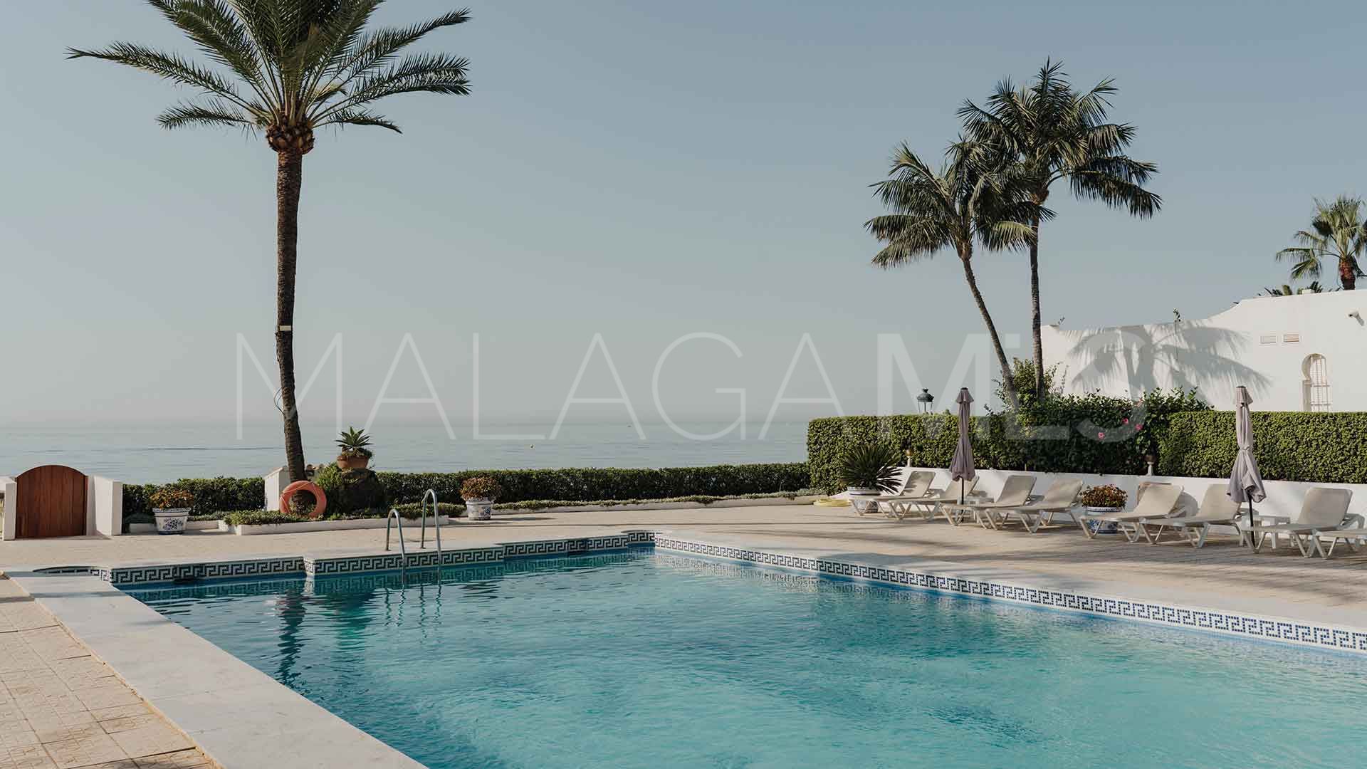 Reihenhaus for sale in El Oasis Club