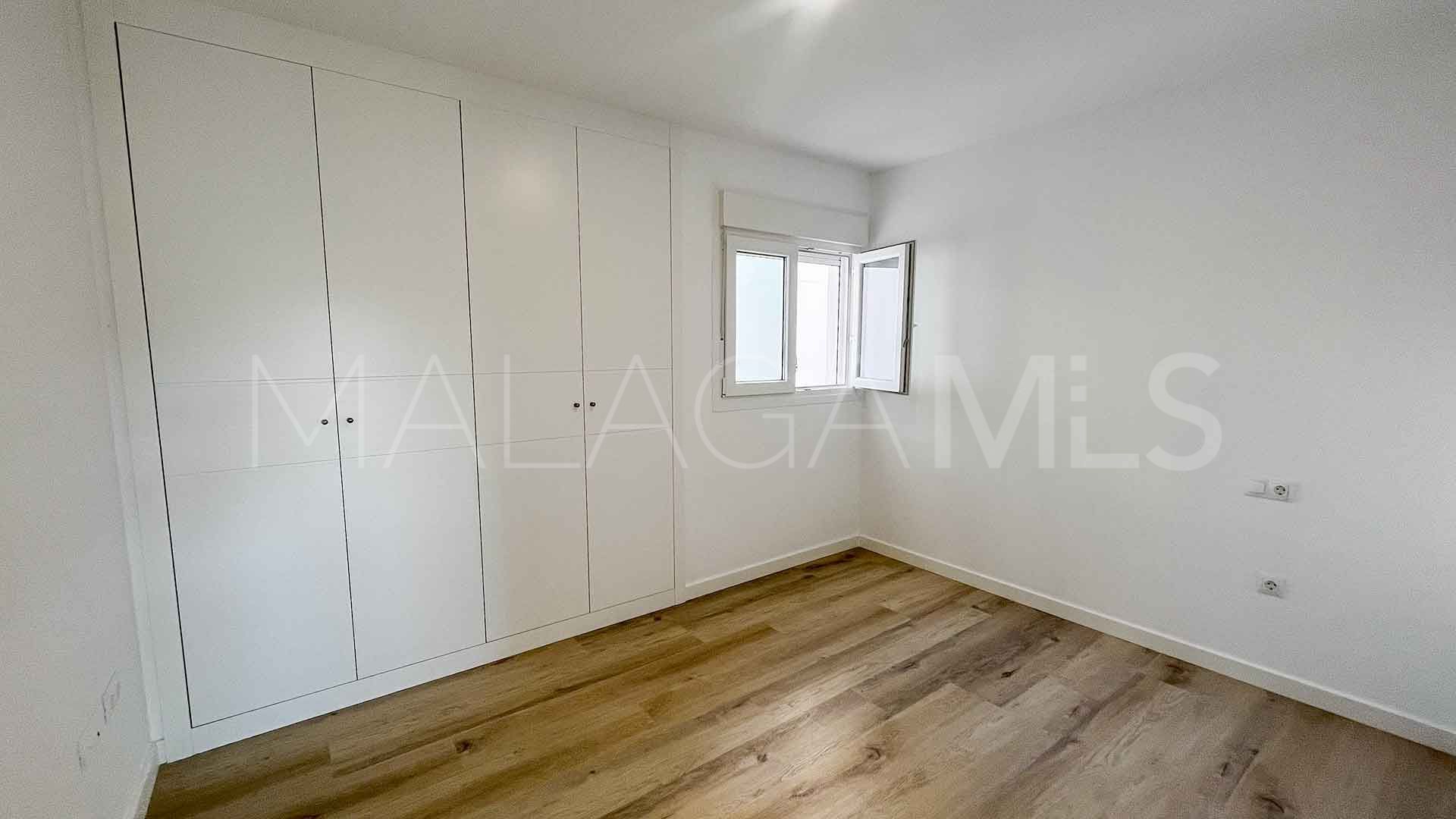 Apartamento with 4 bedrooms for sale in La Campana
