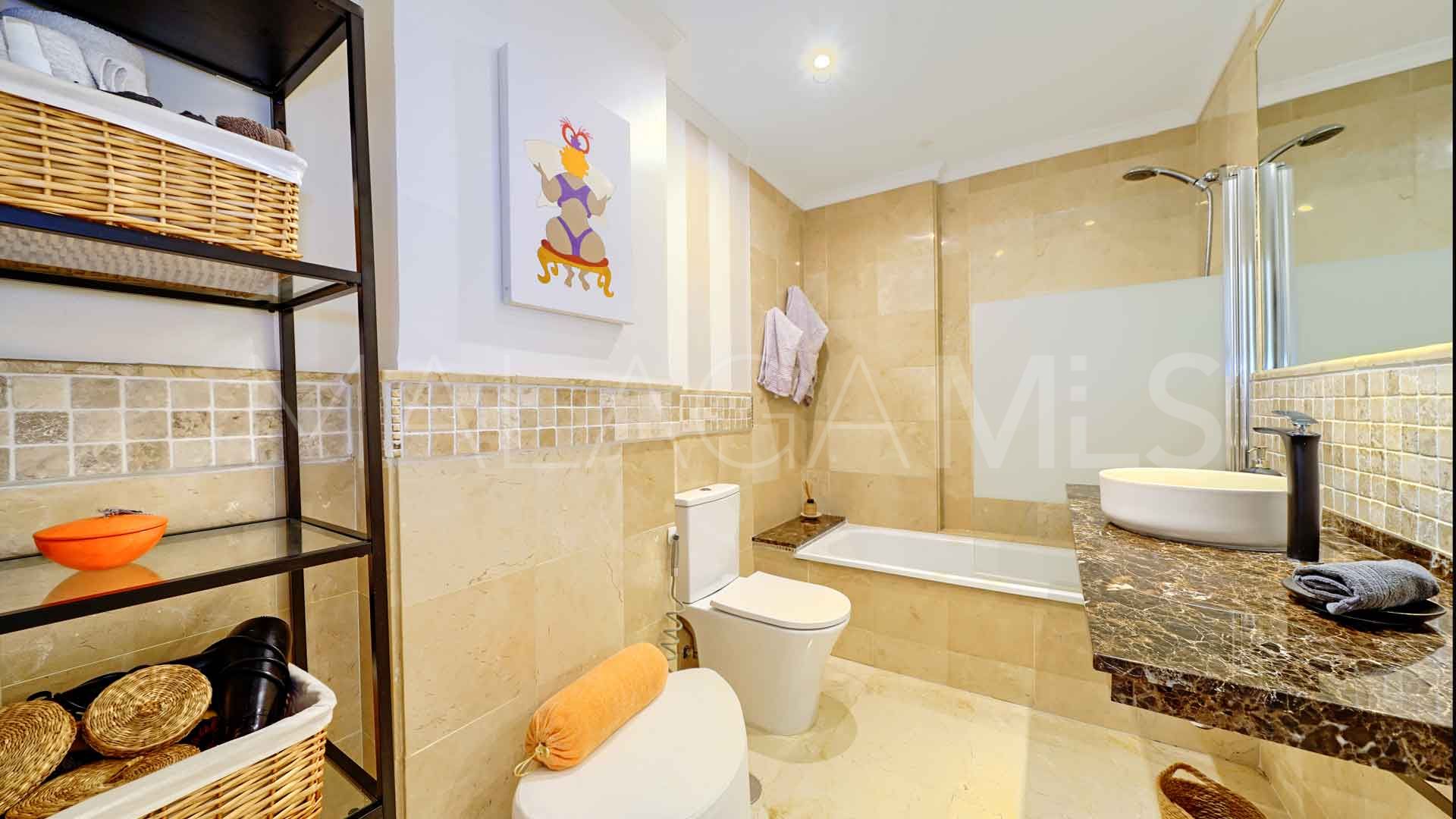 2 bedrooms apartment for sale in River Garden