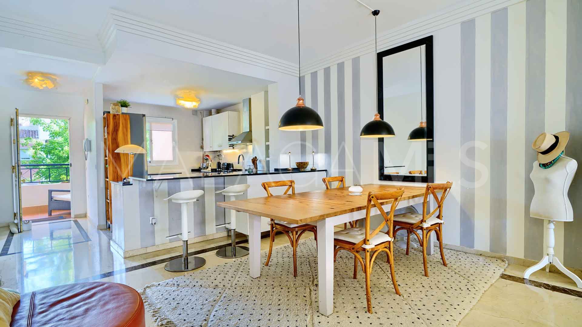 2 bedrooms apartment for sale in River Garden
