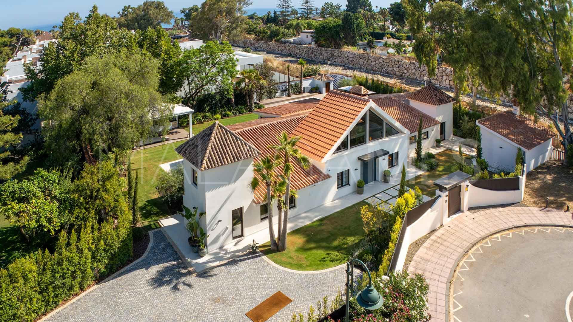 Villa for sale in Marbella - Puerto Banus