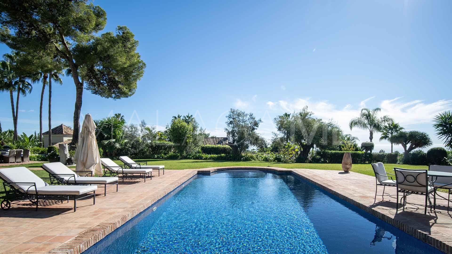 Villa for sale in Altos Reales
