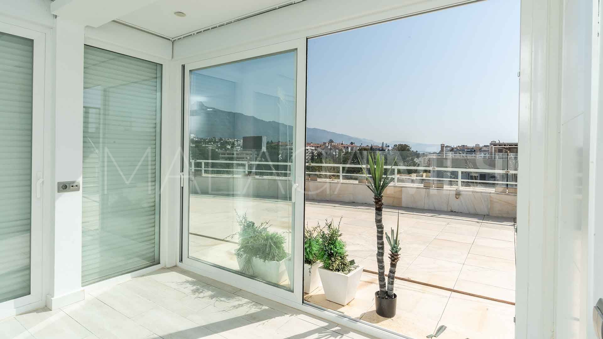 Takvåning for sale in El Embrujo Banús